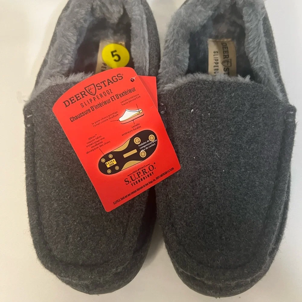 Deer‎ Stags Kids Gray Comfy Moccasin Slippers with plush Lining Size 5, NWT